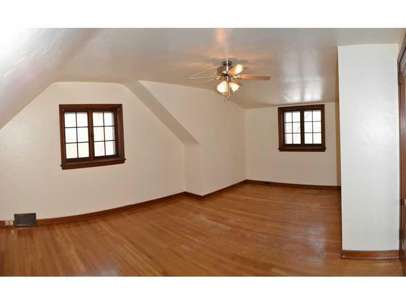 1711 Renton Avenue Pittsburgh, PA 15229 - Photo 13 of 25 Master Bedroom.