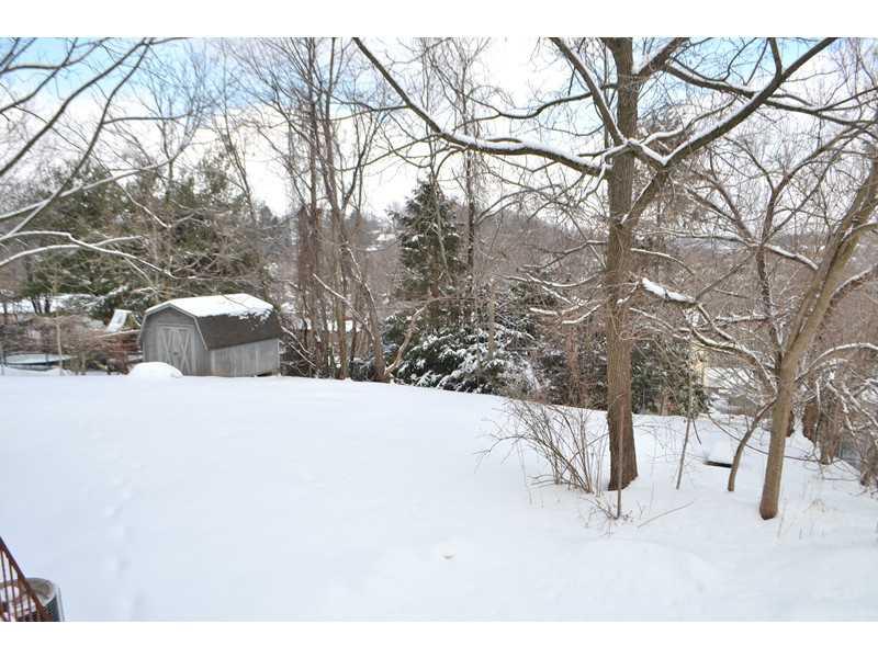 1711 Renton Avenue Pittsburgh, PA 15229 - Photo 25 of 25 Yard/Garden.