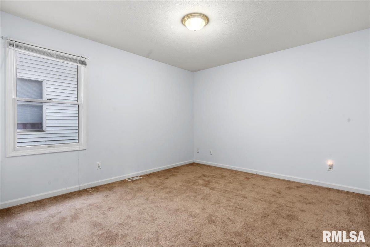 2416 Neil Road Springfield, IL 62702 - Photo 22 of 28