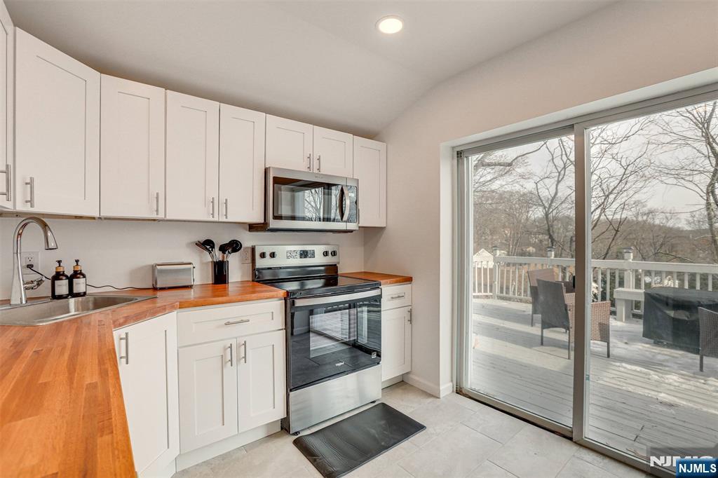 10 Ridge Road Stanhope, NJ 07874 - Photo 5 of 11