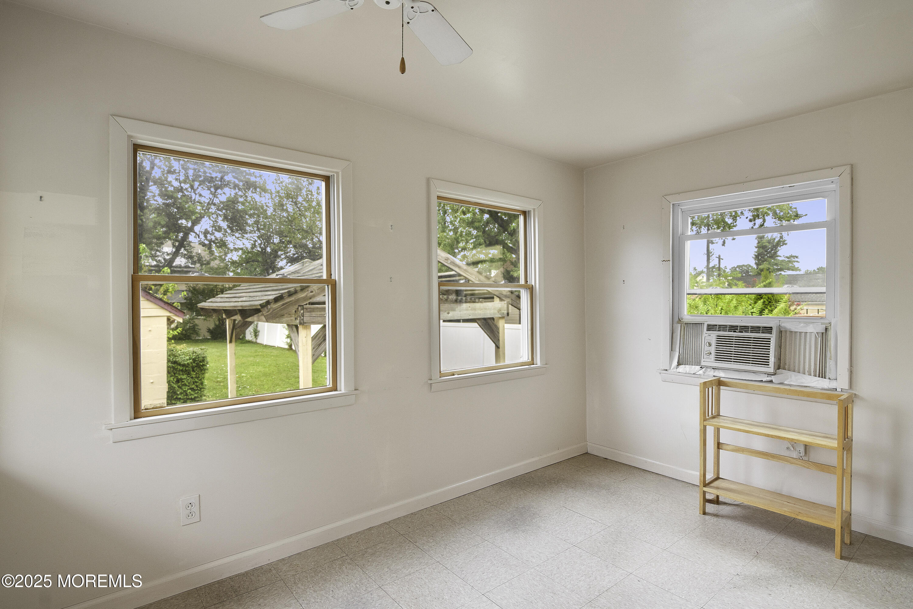 805 King Georges Road Fords, NJ 08863 - Photo 16 of 38 16-16