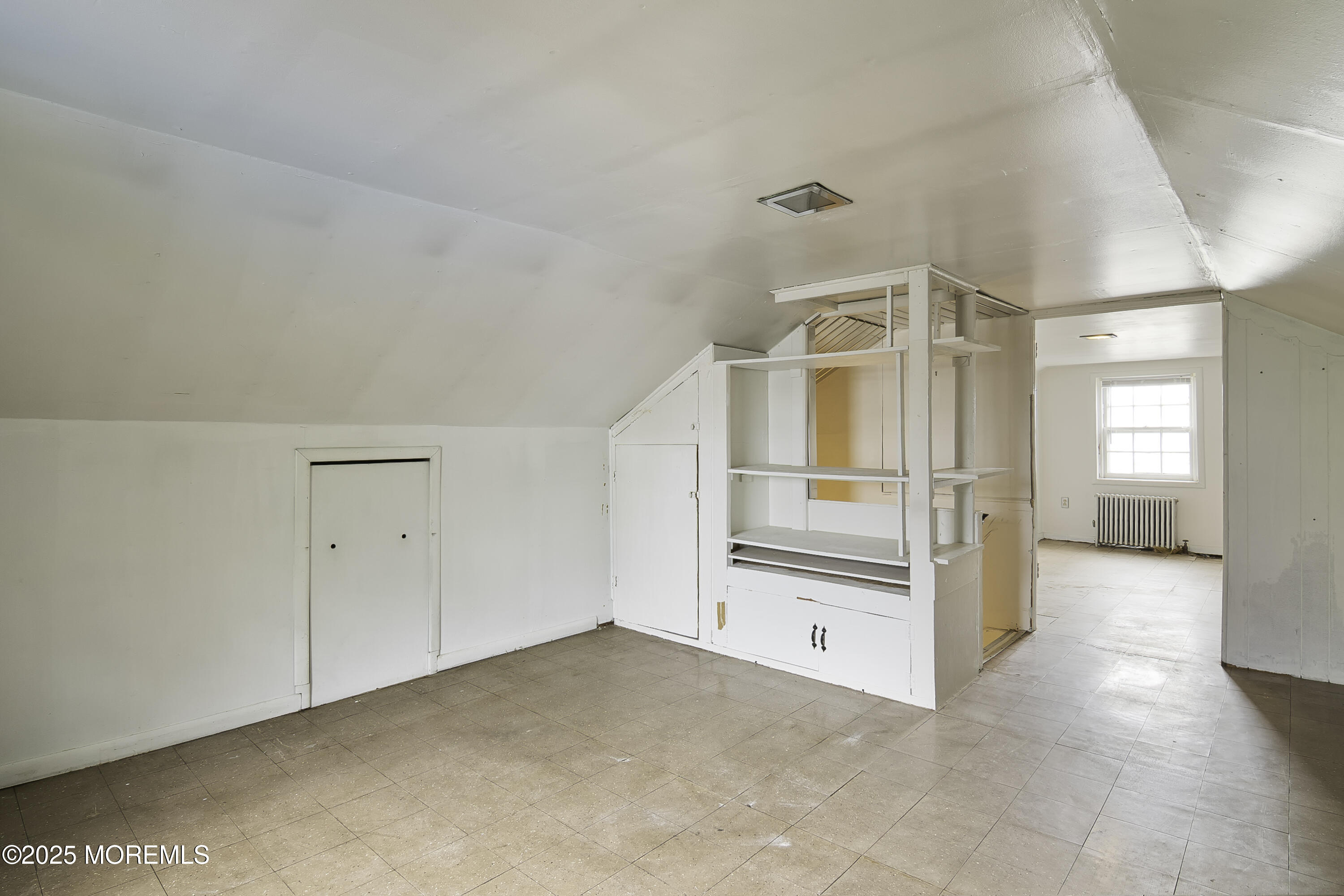 805 King Georges Road Fords, NJ 08863 - Photo 19 of 38 19-19