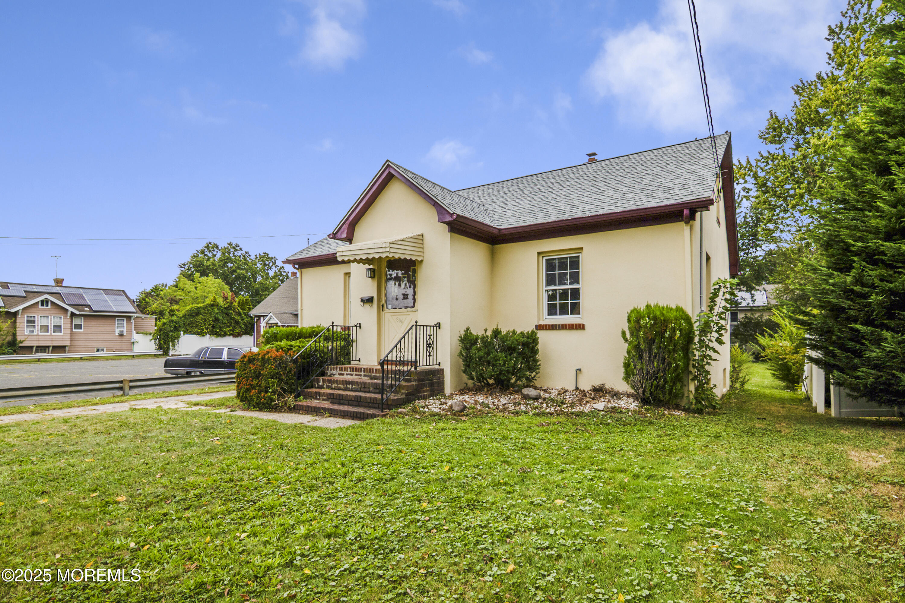 805 King Georges Road Fords, NJ 08863 - Photo 2 of 38 04-04