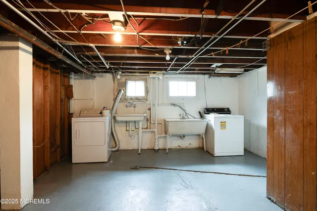 $445,000 | 805 King Georges Road, Fords, NJ 08863