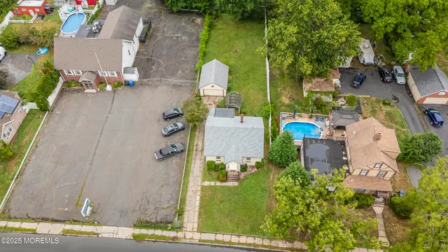 $445,000 | 805 King Georges Road, Fords, NJ 08863