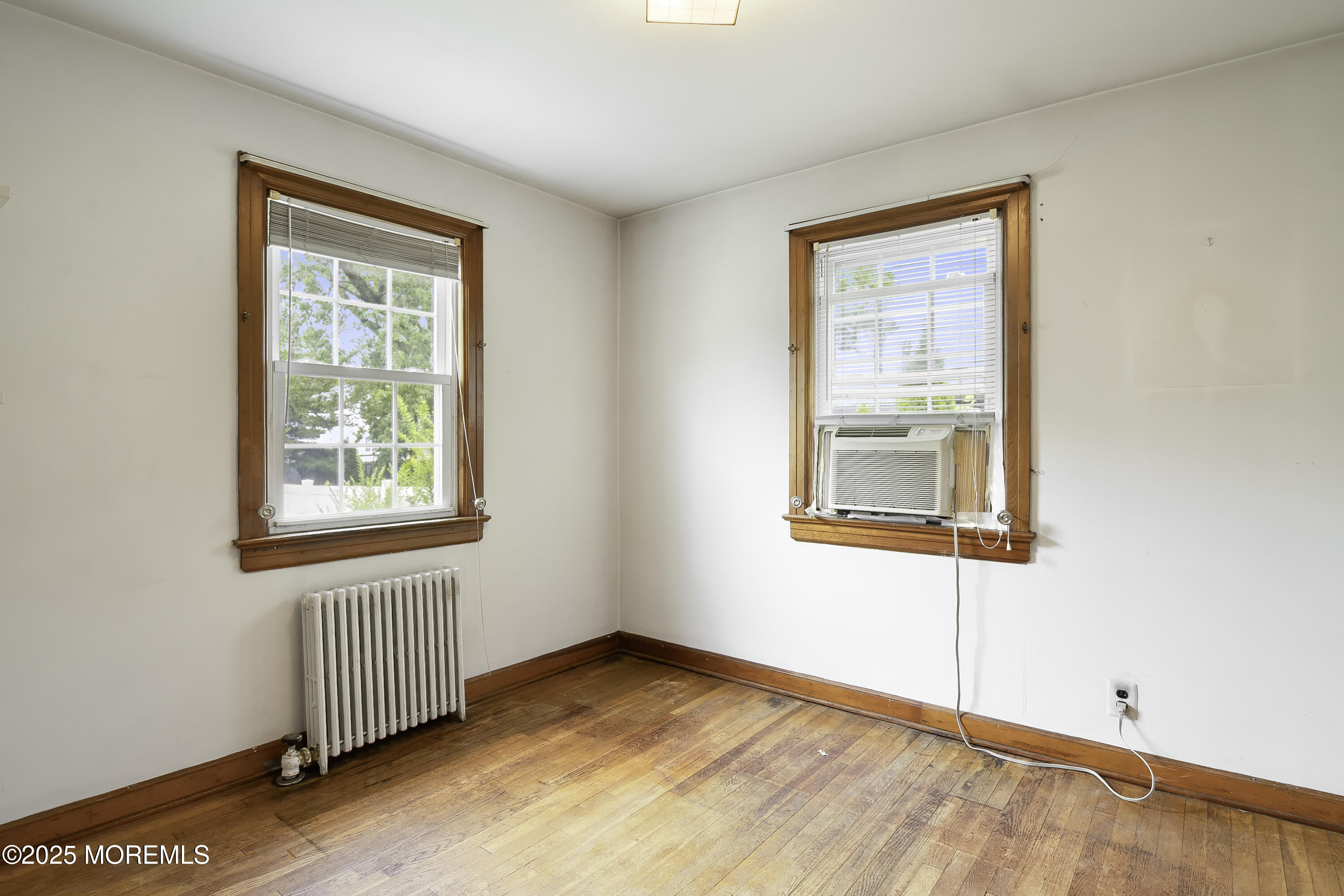 805 King Georges Road Fords, NJ 08863 - Photo 9 of 38 09-09