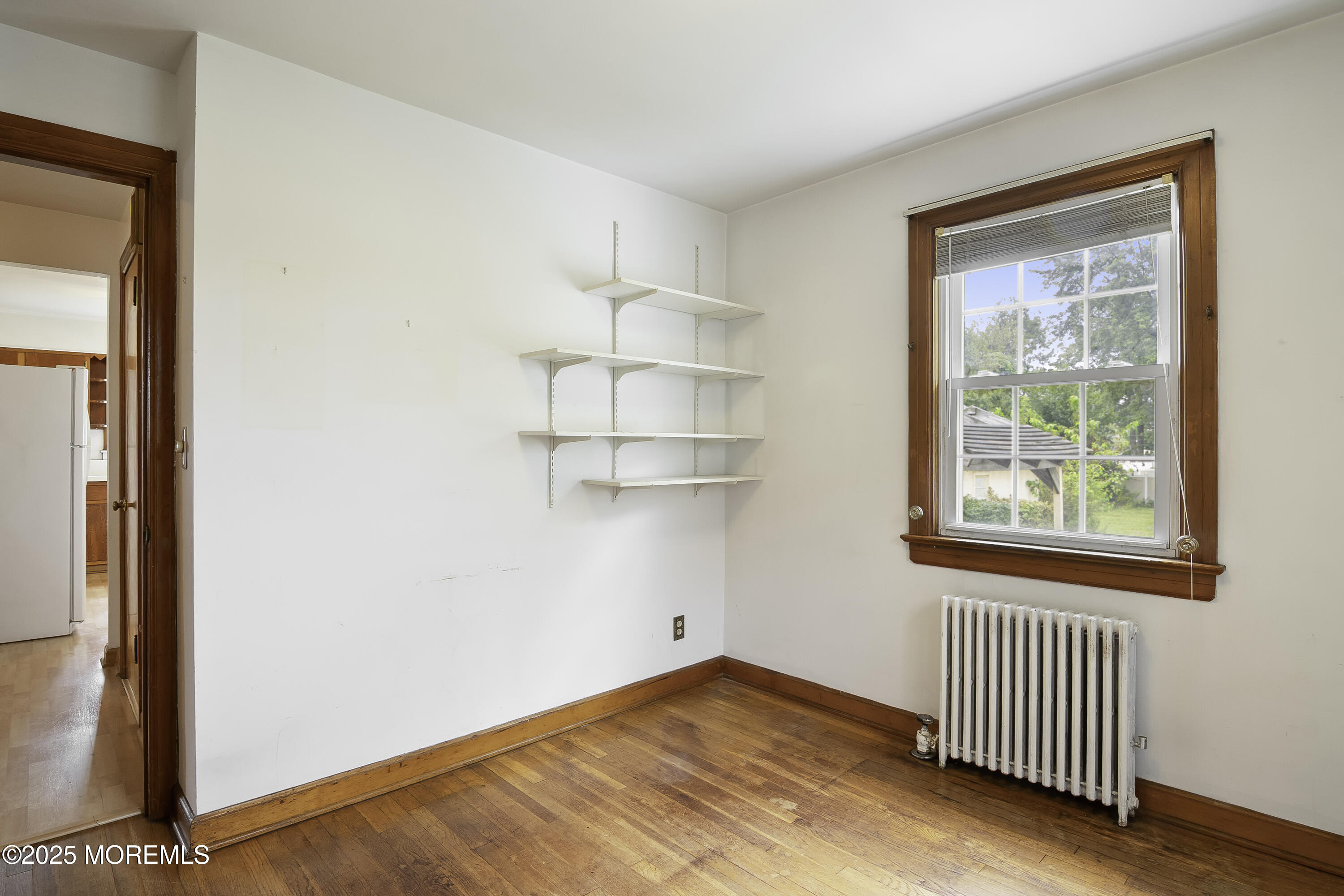 805 King Georges Road Fords, NJ 08863 - Photo 10 of 38 10-10