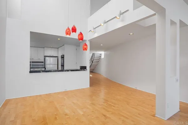 $2,990,000 | 160 Solana Point Circle, Solana Beach, CA 92075