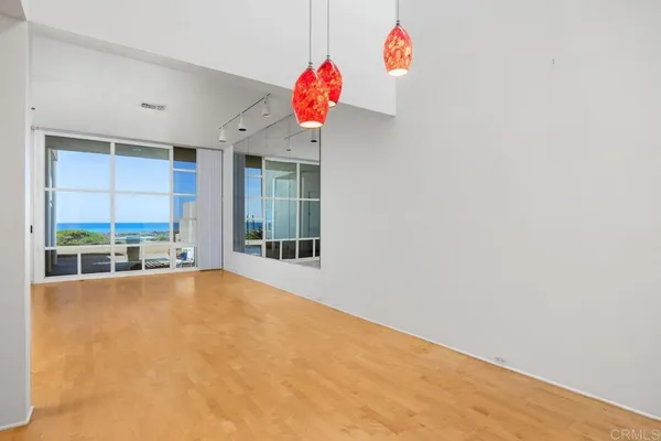 $2,990,000 | 160 Solana Point Circle, Solana Beach, CA 92075