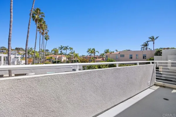 $2,990,000 | 160 Solana Point Circle, Solana Beach, CA 92075