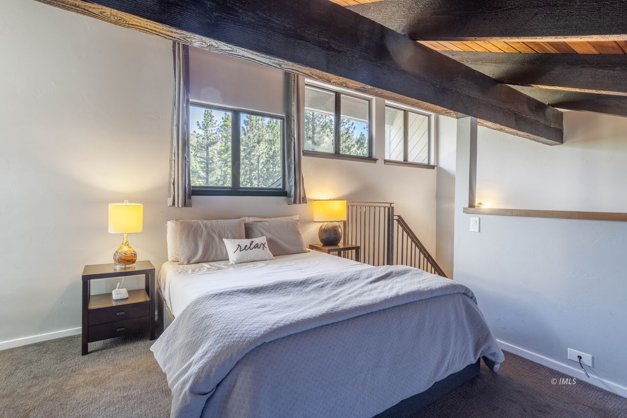 152 Viewpoint Road, Unit 120 Mammoth Lakes, CA 93546 - Photo 17 of 30 Untitled
