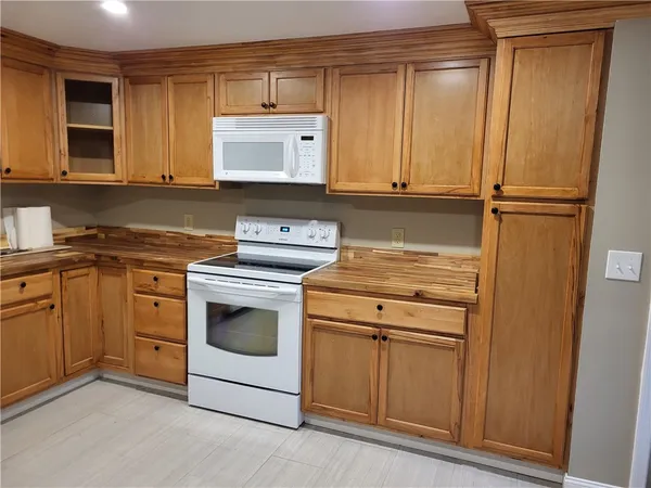 $289,900 | 6784 State Route 20, Bouckville, NY 13310