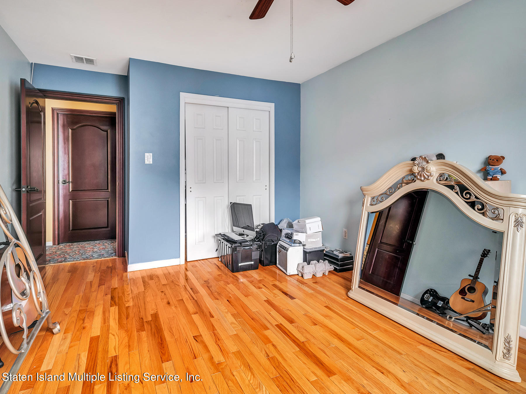 39 Nicole Loop Staten Island, NY 10301 - Photo 36 of 48 A39FFED5-A7AB-44E0-89CB-DAAD7FFB772A