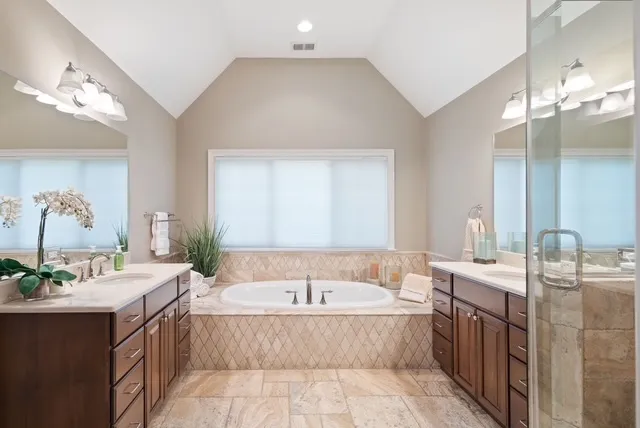 $1,299,000 | 3919 Washington Street, Downers Grove, IL 60515