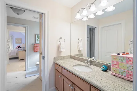 $1,299,000 | 3919 Washington Street, Downers Grove, IL 60515