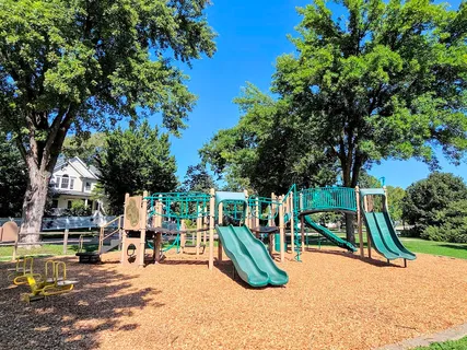 $1,299,000 | 3919 Washington Street, Downers Grove, IL 60515