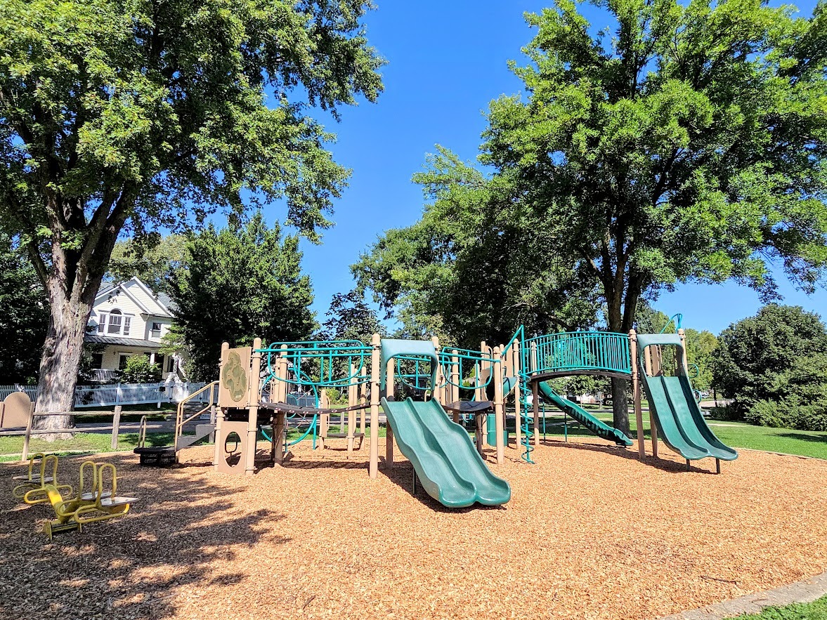 3919 Washington Street Downers Grove, IL 60515 - Photo 37 of 40