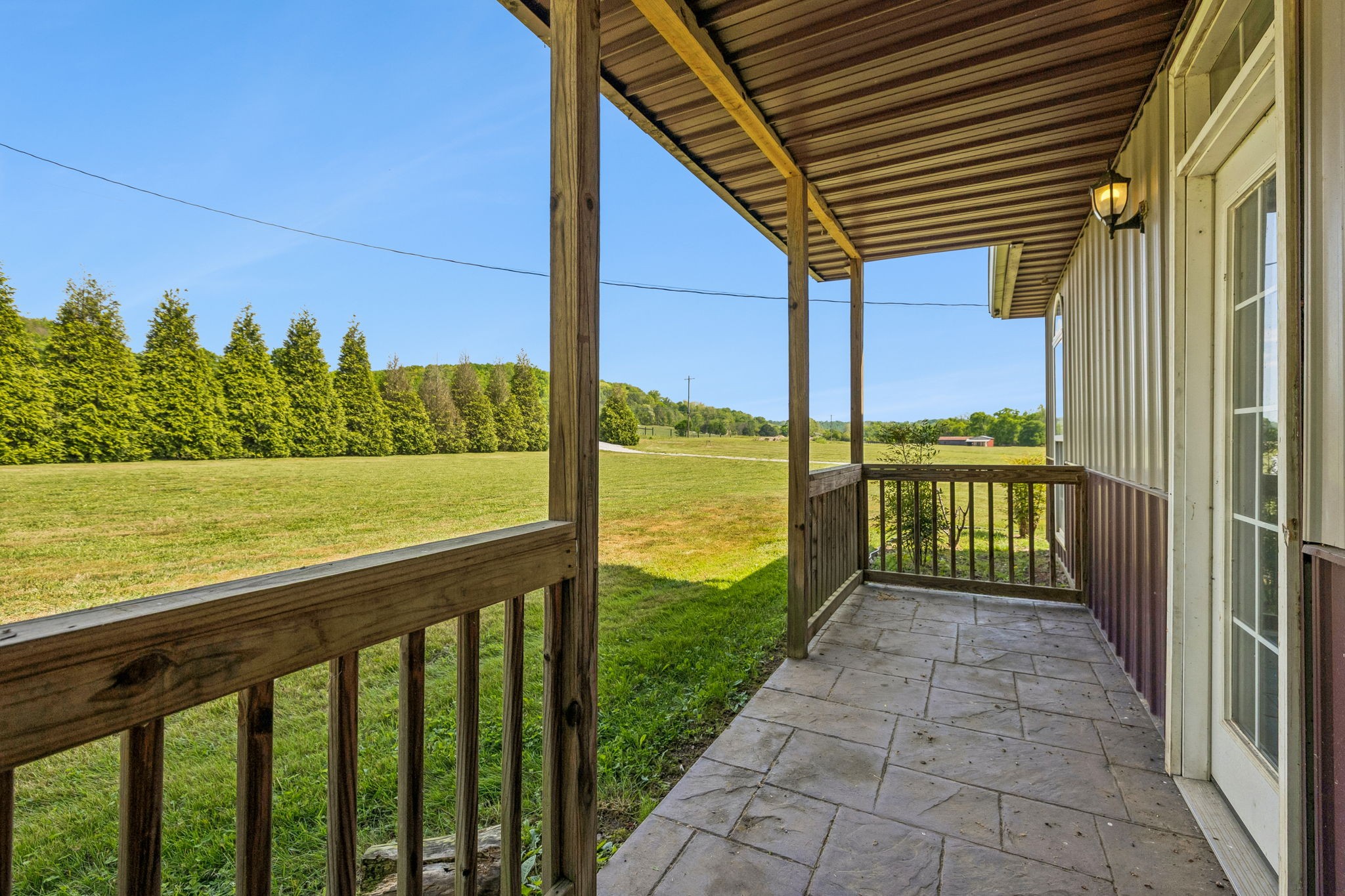 2461 Bodenham Road Pulaski, TN 38478 - Photo 9 of 100 a view of a balcony with ocean view