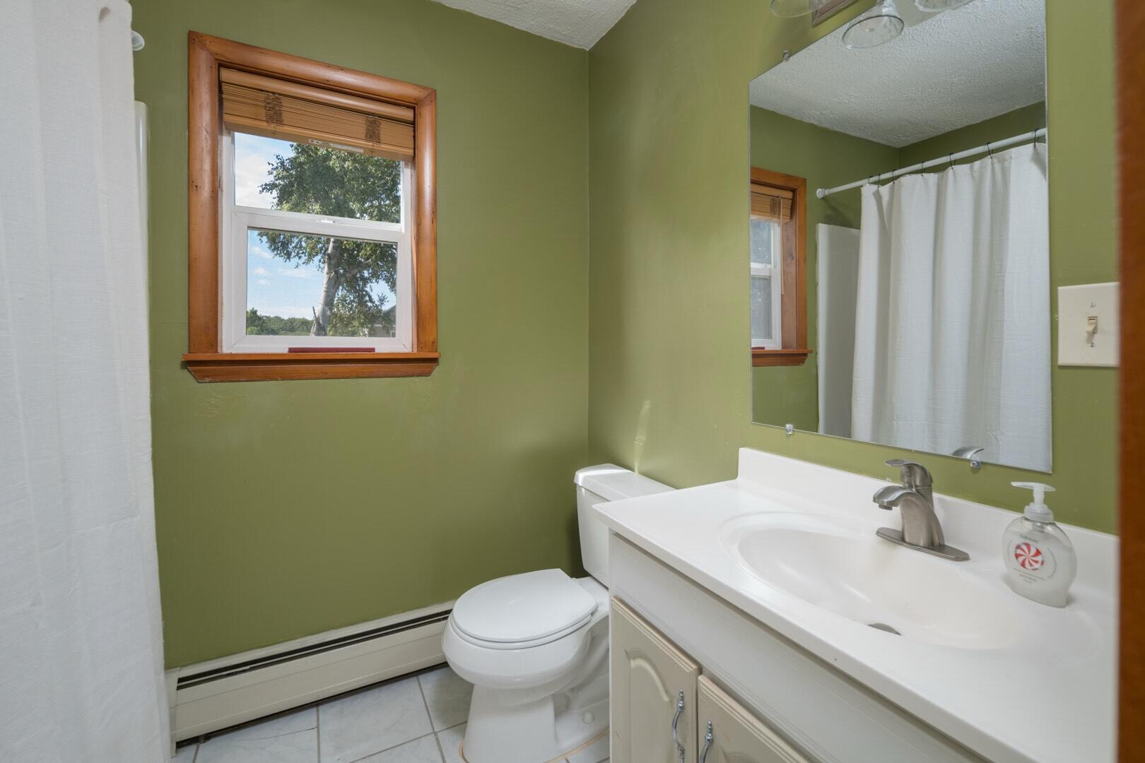 36 Stevenson Road Kittery, ME 03904 - Photo 16 of 25 Bathroom
