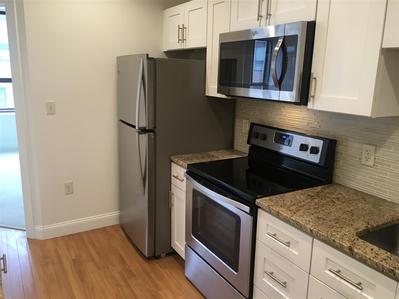 875 Elm Street, Unit 402 Manchester, NH 03101 - Photo 14 of 53