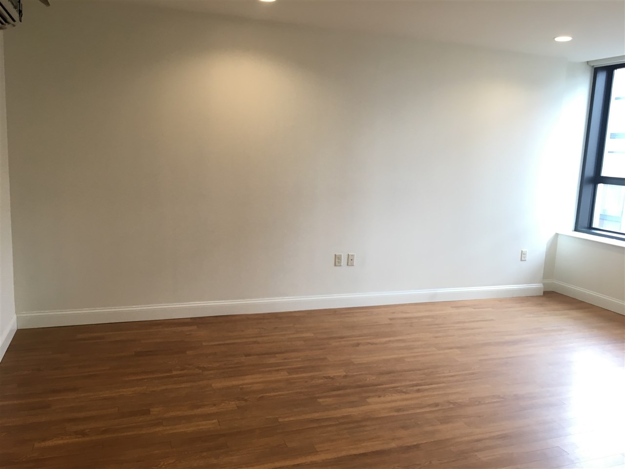 875 Elm Street, Unit 402 Manchester, NH 03101 - Photo 21 of 53