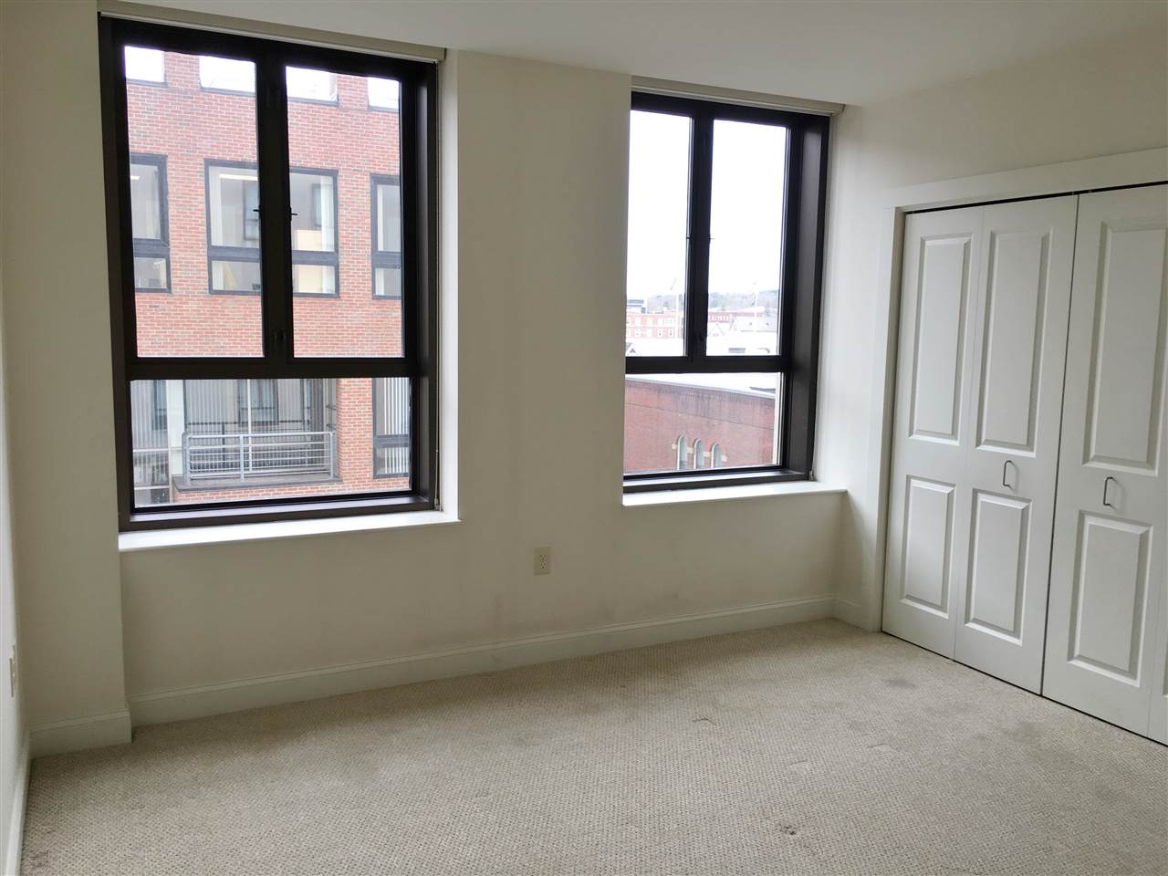 875 Elm Street, Unit 402 Manchester, NH 03101 - Photo 30 of 53