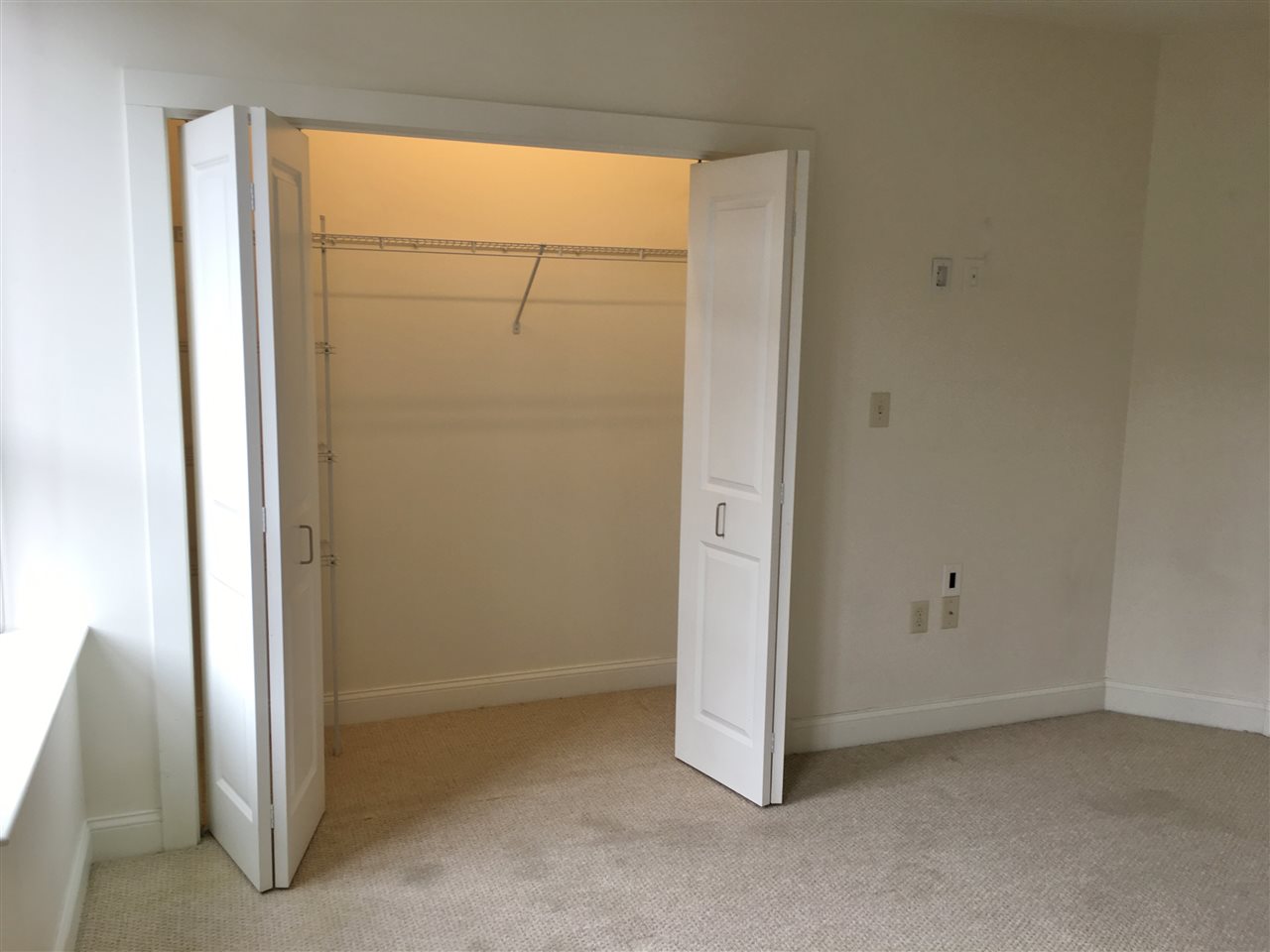 875 Elm Street, Unit 402 Manchester, NH 03101 - Photo 32 of 53