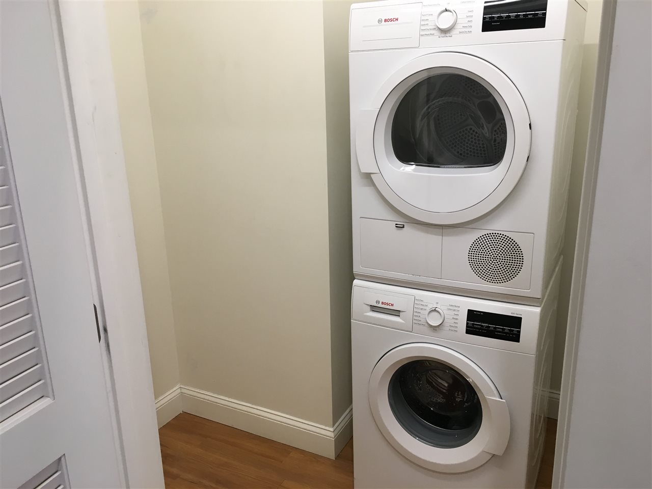 875 Elm Street, Unit 402 Manchester, NH 03101 - Photo 36 of 53