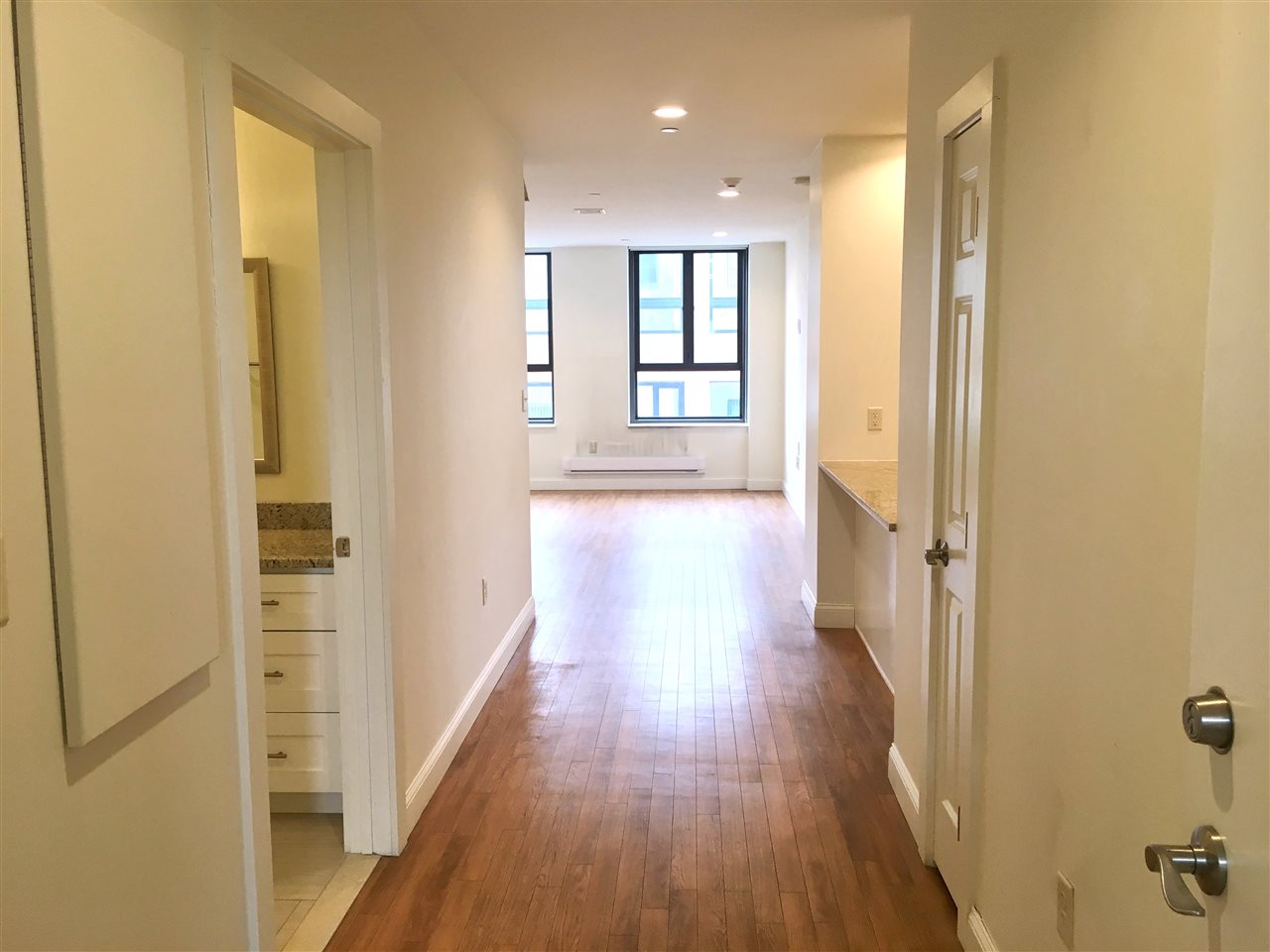 875 Elm Street, Unit 402 Manchester, NH 03101 - Photo 4 of 53