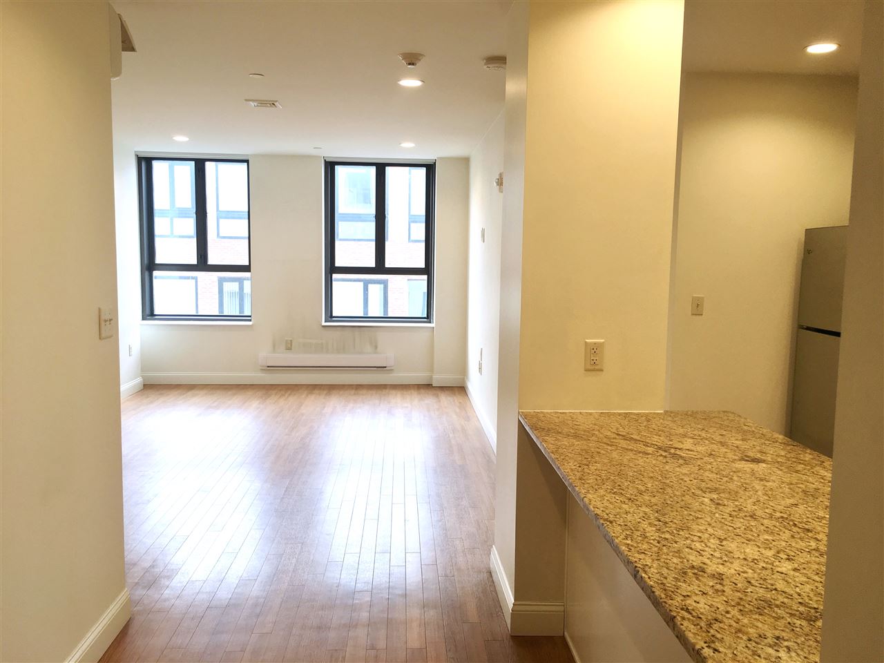 875 Elm Street, Unit 402 Manchester, NH 03101 - Photo 5 of 53