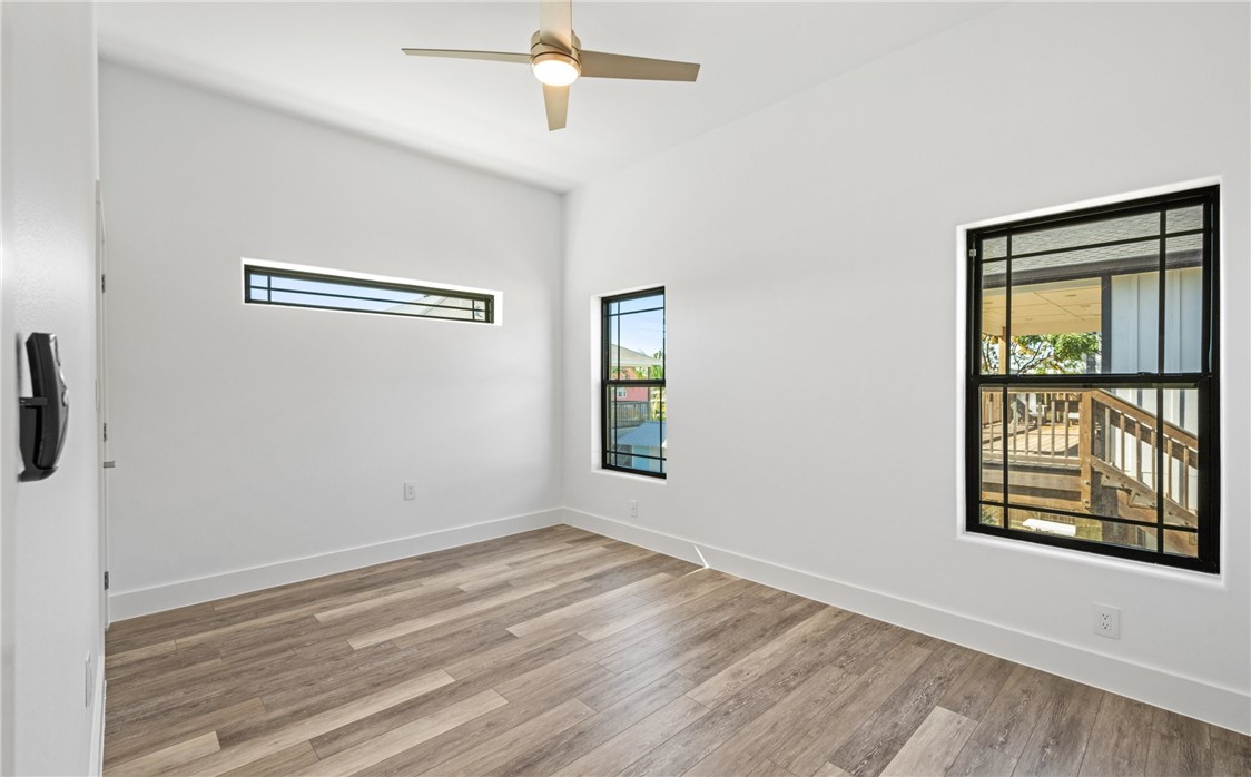 3702 Laguna Shores Road Corpus Christi, TX 78418 - Photo 19 of 24