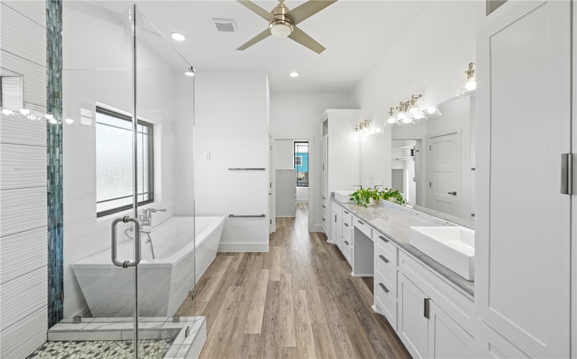 3702 Laguna Shores Road Corpus Christi, TX 78418 - Photo 10 of 24