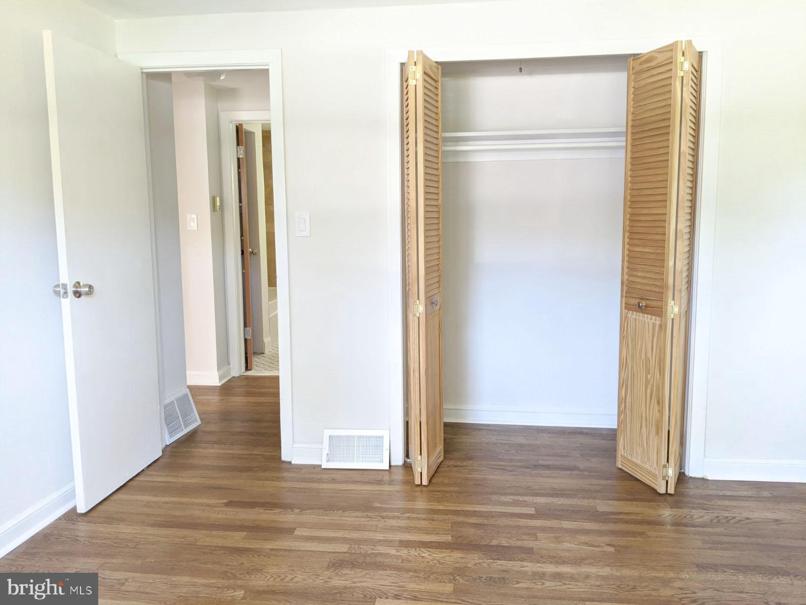 102 Radix Road Williamstown, NJ 08094 - Photo 12 of 35