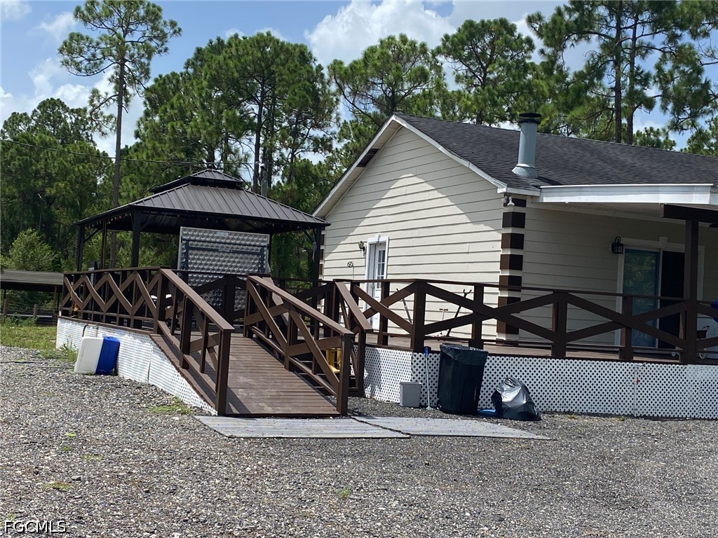 2511 Christopher Lane Clewiston, FL 33440 - Photo 3 of 5 a view of a house with porch