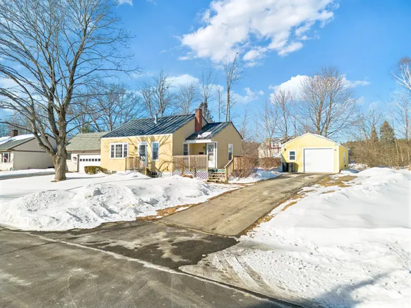 $234,900 | 17 Trueworthy Avenue, Augusta, ME 04330