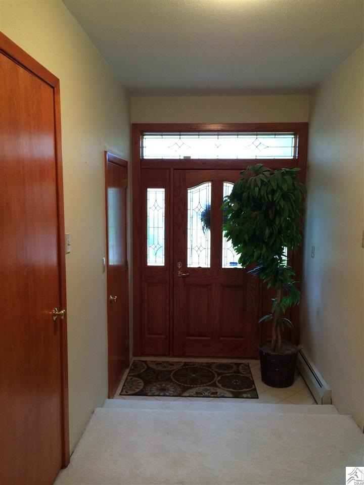 101 West Kent Road Duluth, MN 55812 - Photo 3 of 17 Gallery Image 3