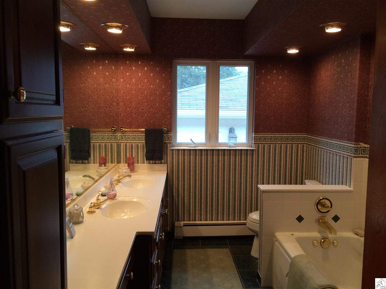 101 West Kent Road Duluth, MN 55812 - Photo 8 of 17 Gallery Image 8