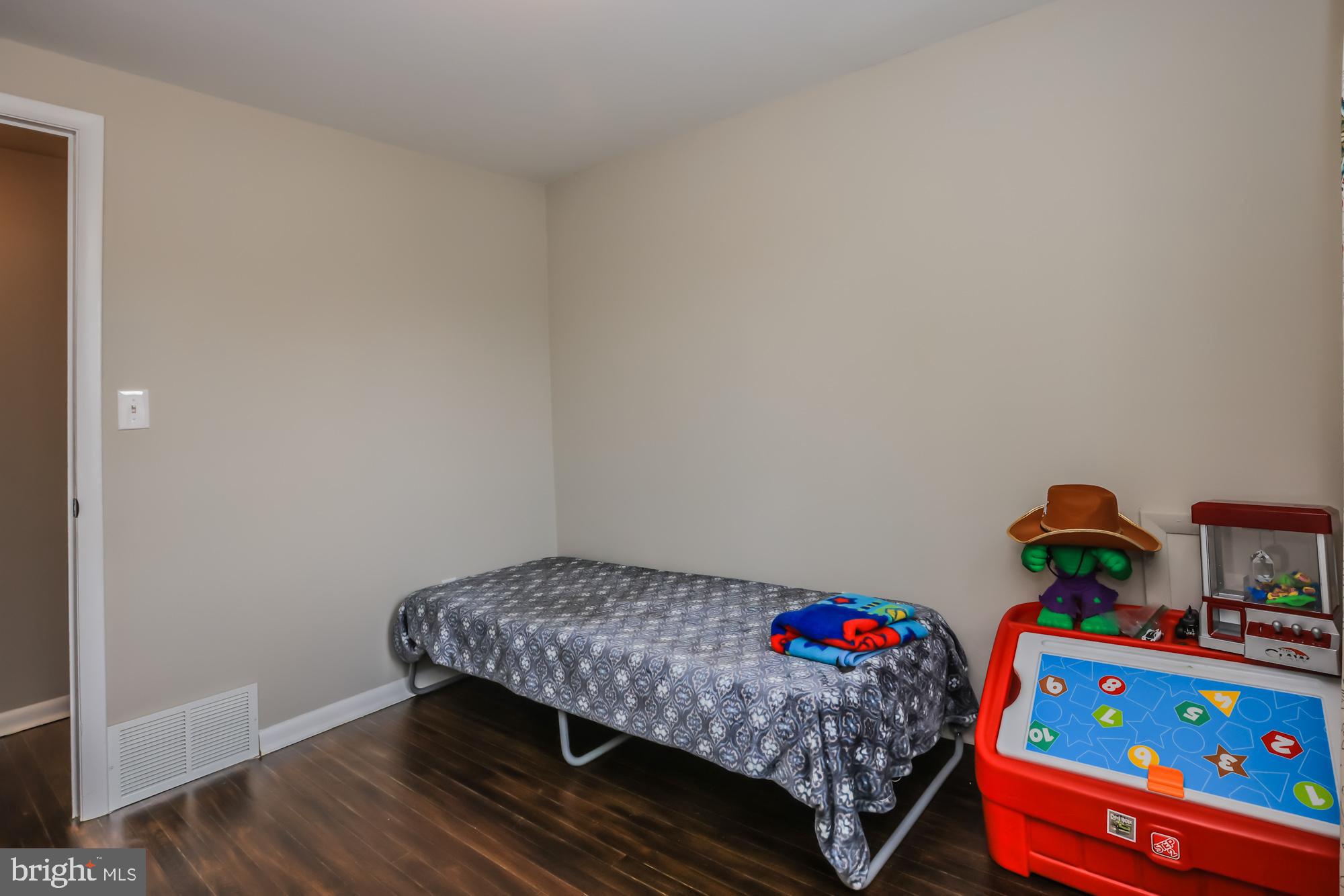 1658 Glenn Road Lancaster, PA 17601 - Photo 31 of 36 Gallery Image 31