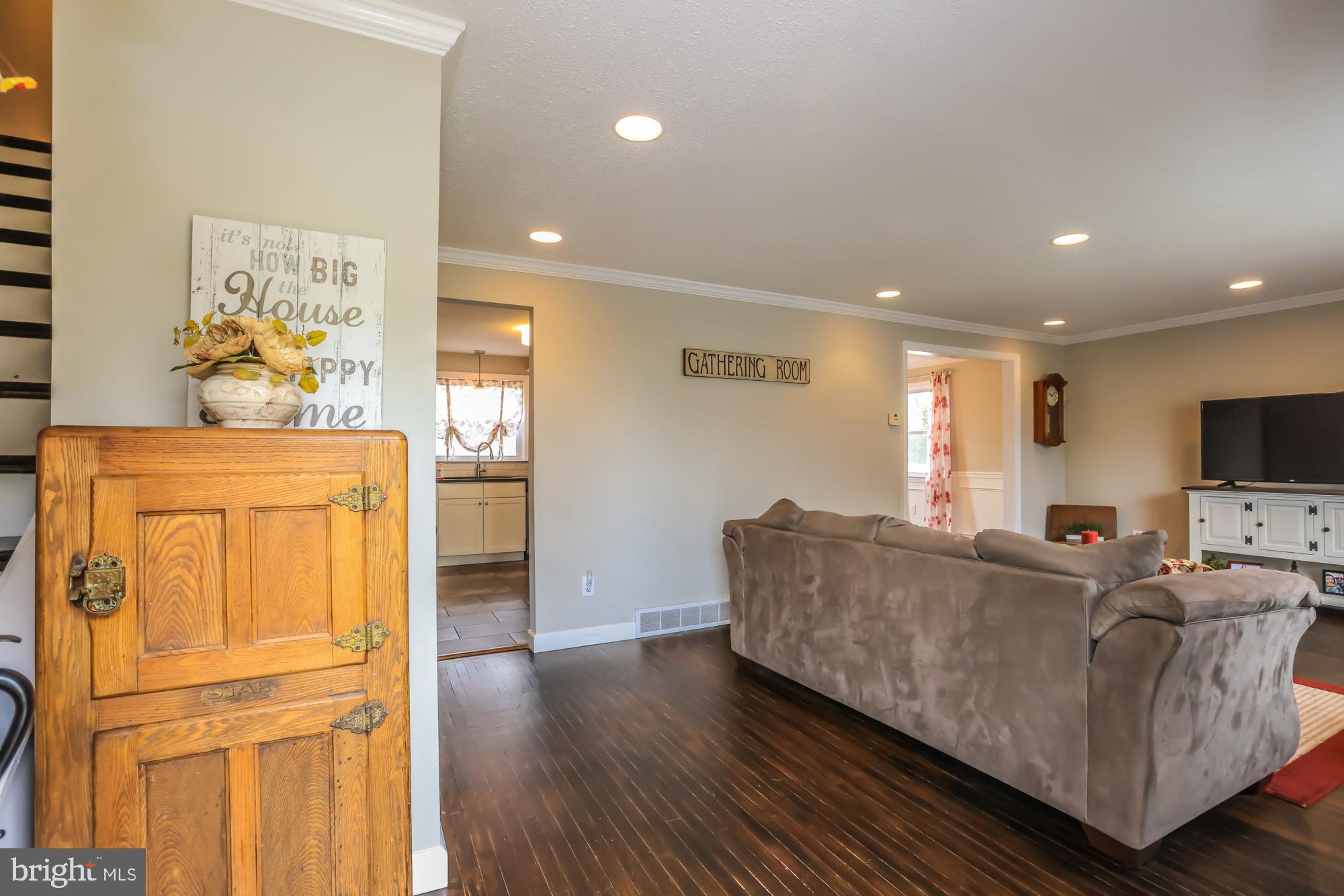 1658 Glenn Road Lancaster, PA 17601 - Photo 9 of 36 Gallery Image 9
