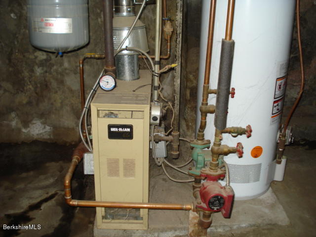 27 Green Hill Road Pittsfield, MA 01201 - Photo 15 of 17 Gas Heat and Hot Water