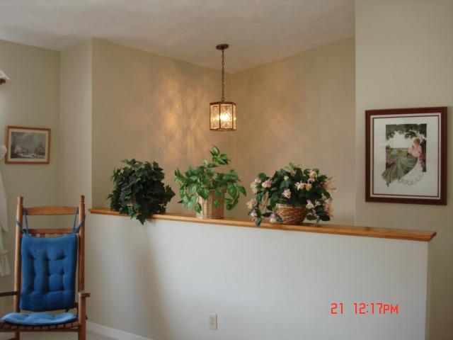 7564 Old Mill Road Roanoke, VA 24018 - Photo 12 of 31 Living Room