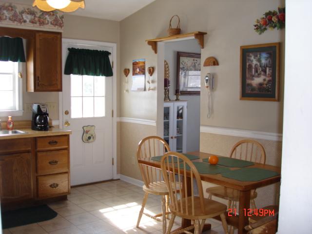 7564 Old Mill Road Roanoke, VA 24018 - Photo 18 of 31 Kitchen