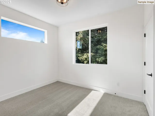 $369,900 | 1662 Southeast Umatilla Street, Unit 4, Portland, OR 97202