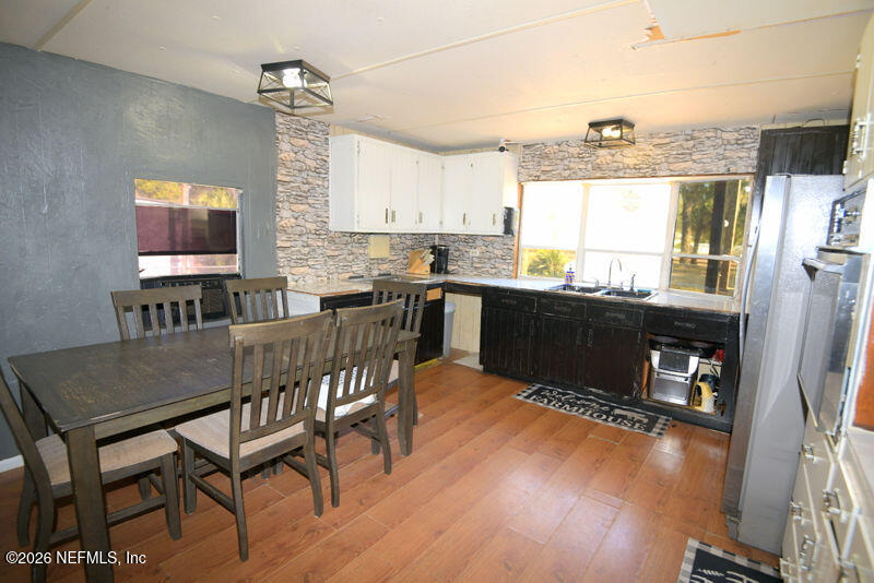 109 Lake Ida Point Drive Interlachen, FL 32148 - Photo 4 of 20 KitchenDinningArea2a