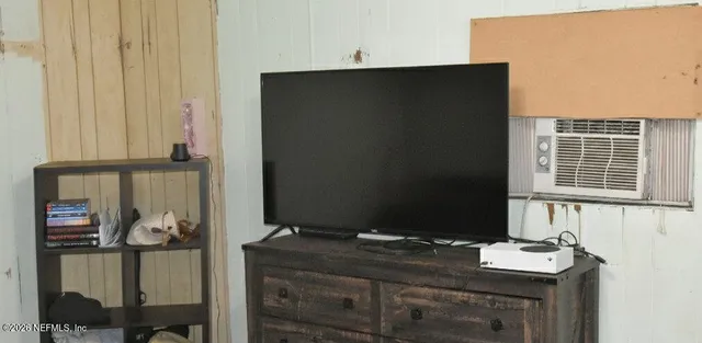 $85,000 | 109 Lake Ida Point Drive, Interlachen, FL 32148