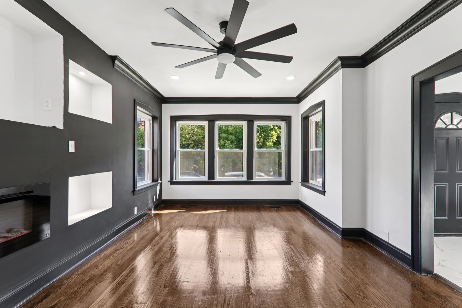 8032 South Carpenter Street Chicago, IL 60620 - Photo 15 of 39