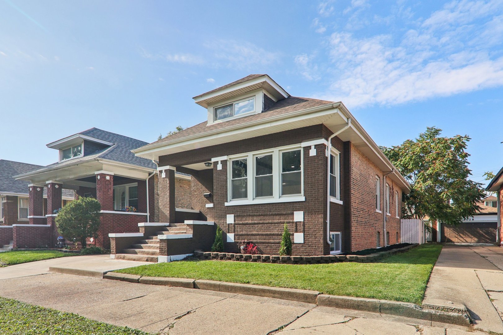 8032 South Carpenter Street Chicago, IL 60620 - Photo 3 of 39