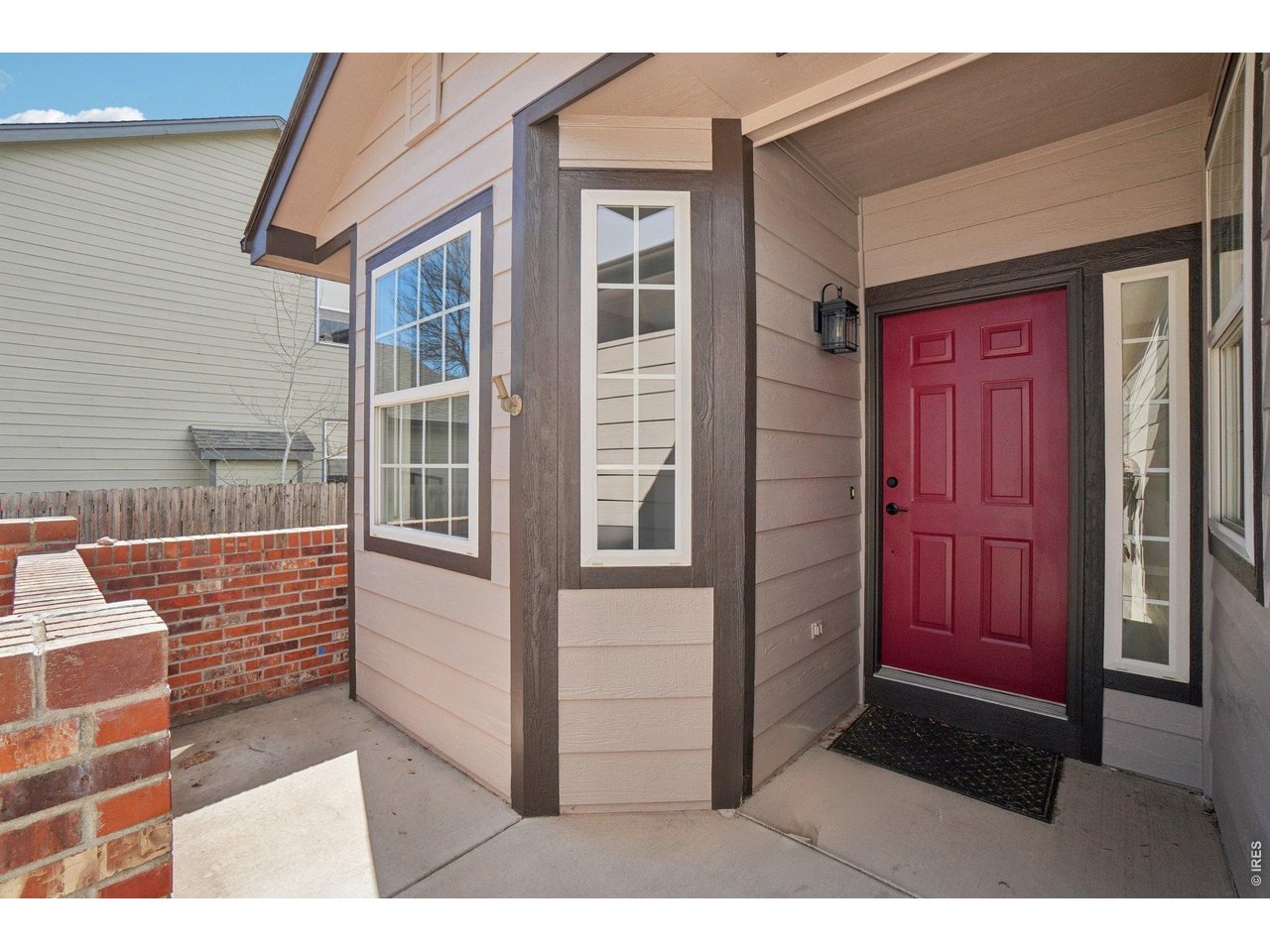 631 Rider Ridge Road Longmont, CO 80504 - Photo 36 of 45 Front patio