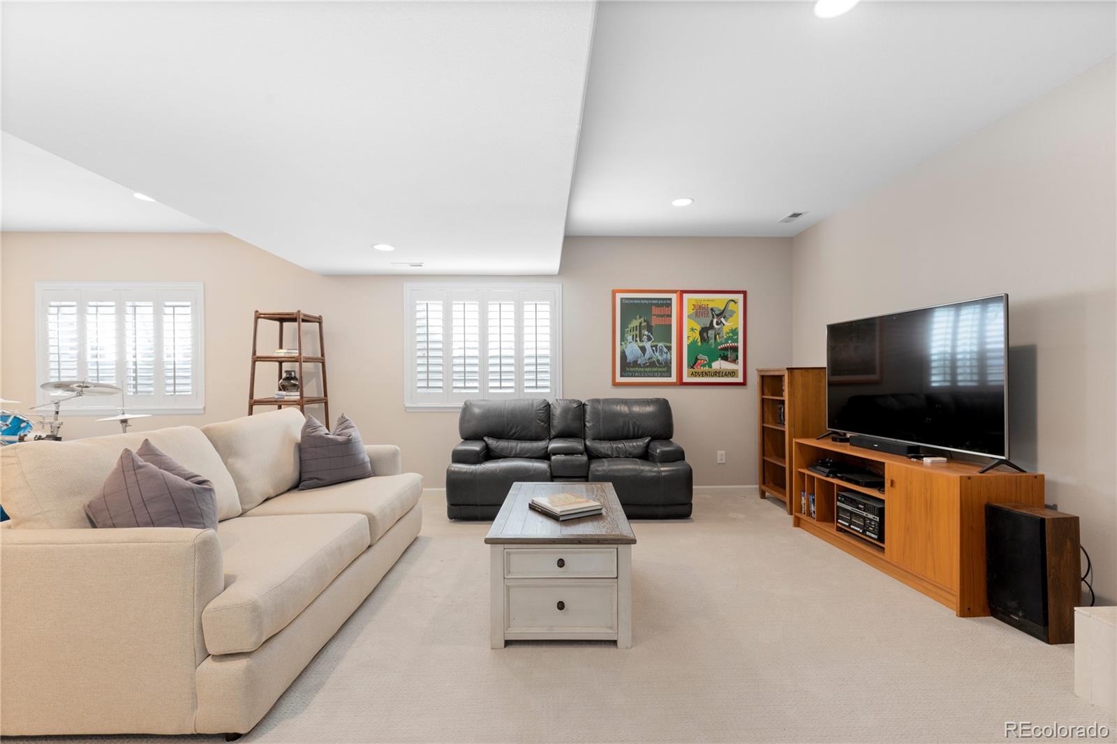 9275 Desert Willow Road Highlands Ranch, CO 80129 - Photo 28 of 39 Gallery Image 28