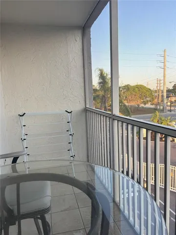 $1,750 | 2755 Coconut Bay Lane, Unit 1313, Sarasota, FL 34237